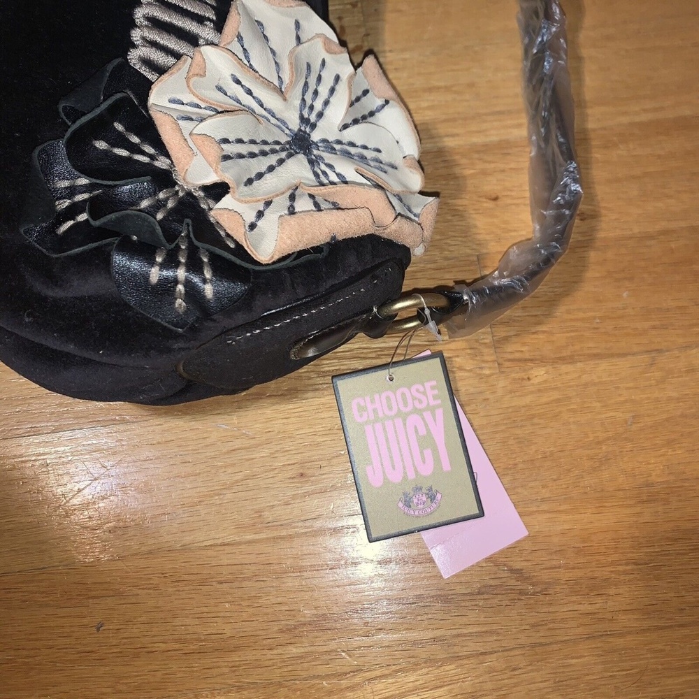 Retro Juicy Couture Pam & Gela Small Brown Flowers Hobo Velour Black Handbag - Picture 2 of 6
